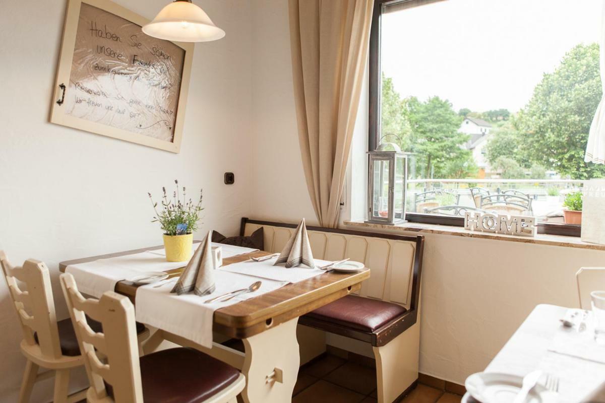 Landgasthaus Zum Kreuzberg Schonbach  外观 照片